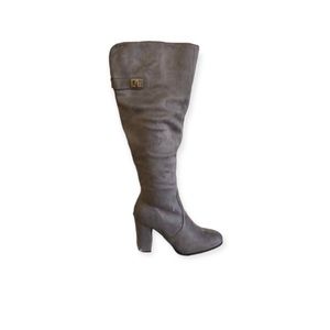 NEW - Womens Knee High Boots